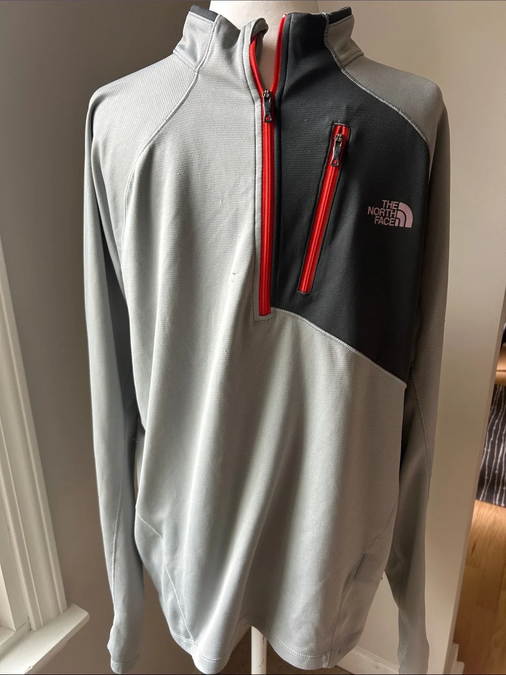 Men’s The North Face Gray Pullover 1/4 Zip with Black Panel and Orange Zipper, L